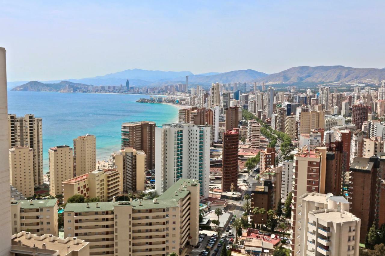 Mirador Del Mediterraneo Benidorm Luaran gambar