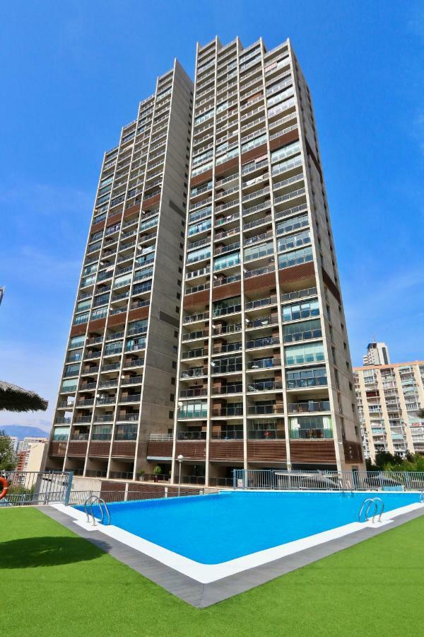 Mirador Del Mediterraneo Benidorm Luaran gambar